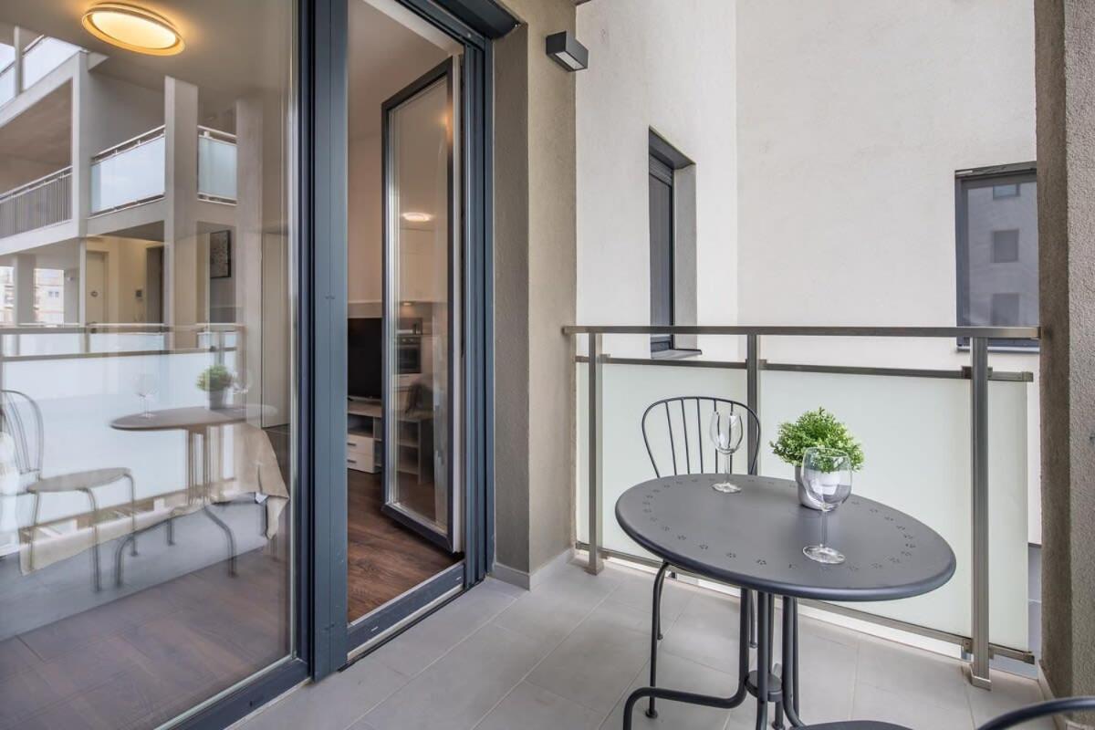 Central - New - Cozy Stay Budapesta Exterior foto